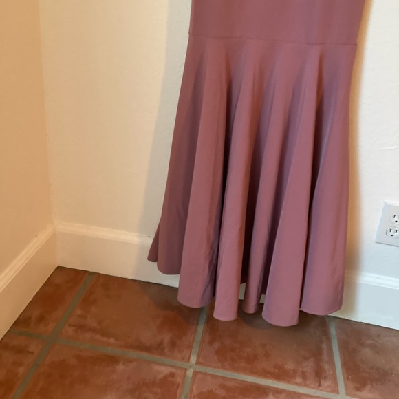 **WAYF The Dominic Sleeveless Popover Trumpet Skirt Bridesmaid Gown | Women's - Picture 6 of 7